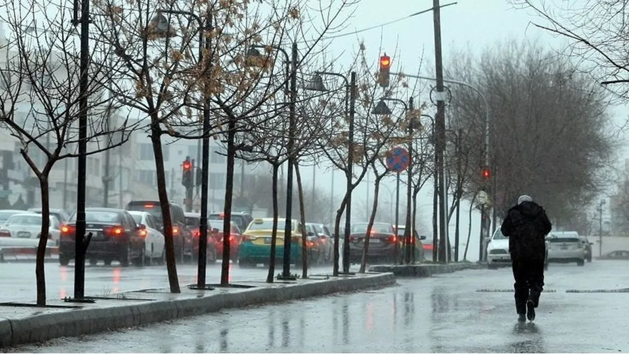 أجواء باردة وزخات مطرية خفيفة تسيطر على طقس عدة مناطق اليوم